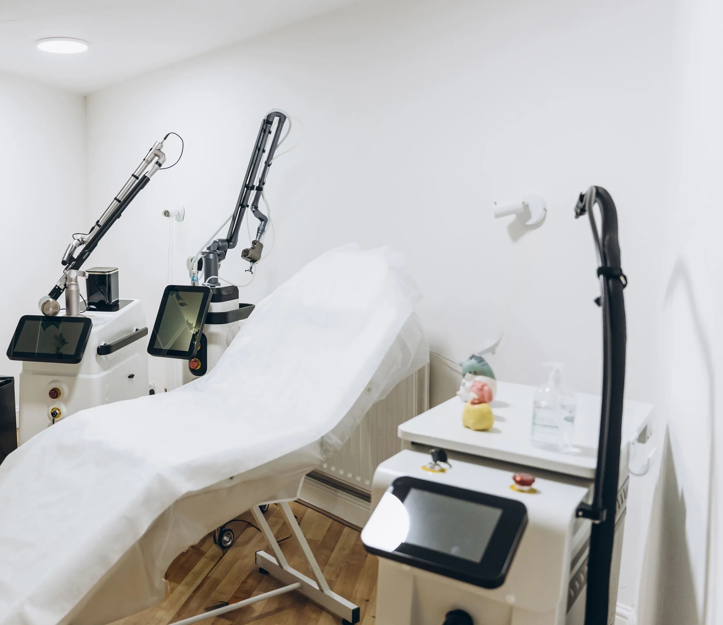 Laser treatment room (illustrative image)